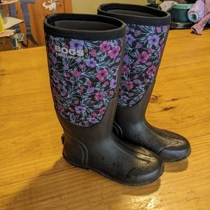 Youth or women's Bog boots